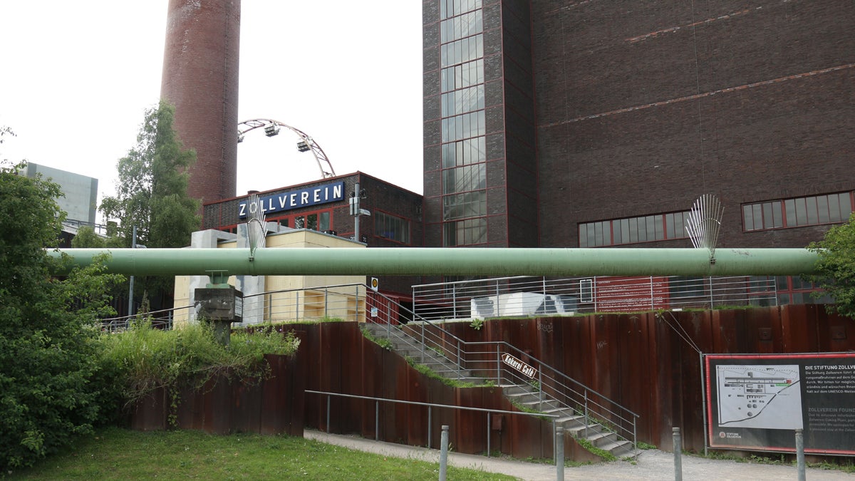 Zollverein_ferris_1200.jpg