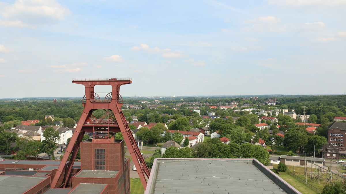 Zollverein_tower_town_1200.jpg