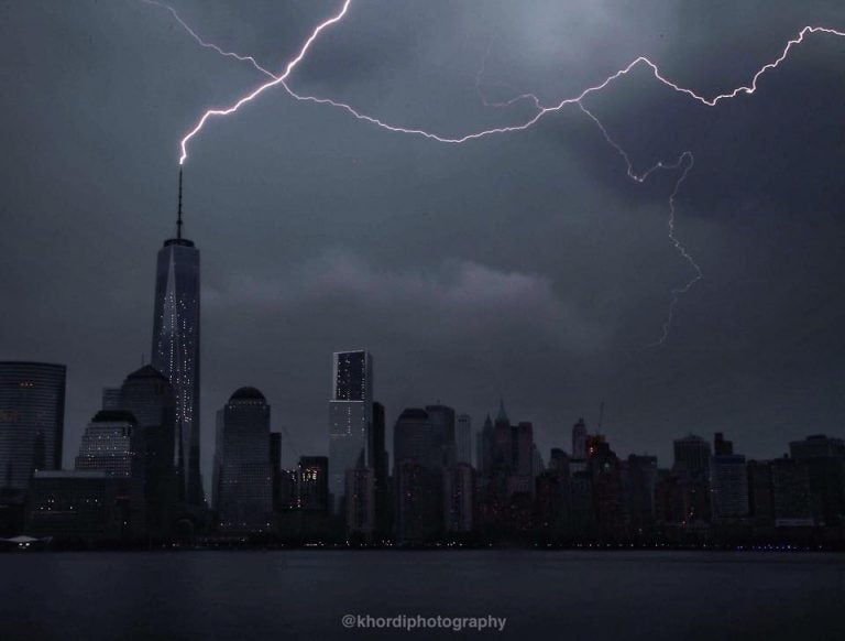  A direct hit on One World Trade Center in Manhattan Sunday evening. (Photo: Jennifer Khordi/Khordi Photography)  