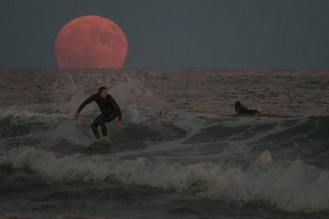 The moonrise as seen from Long Beach Island on October 15