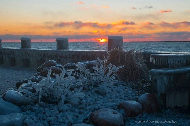 An icy Long Beach Island scene at sunset yesterday along the Barnegat Bay. (Image: @stayabovetheweather via Instagram)