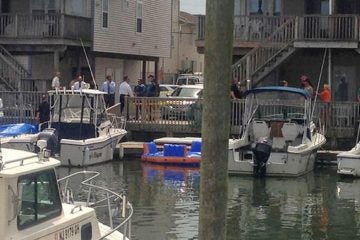 20130815-body-found-816-1200 The lagoon where a man's body was discoverd. (Photo courtesy of Ted Greenberg of NBC10)