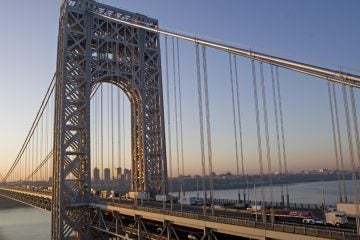  The George Washington Bridge connects New York City to Fort Lee, N.J. (AP Photo/David Goldman) 