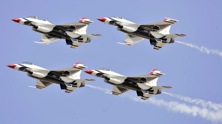  U.S. Air Force Thunderbirds will perform over Atlantic City on August 13, 2014. (AP Photo/Alex Brandon) 