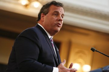  New Jersey Gov. Chris Christie delivers his budget address for fiscal year 2015 to the Legislature, February 25, 2014 at the Statehouse in Trenton, New Jersey.(Jeff Zelevansky / Getty) 