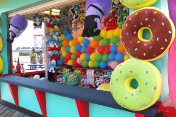 The old dart/balloon game in Wildwood