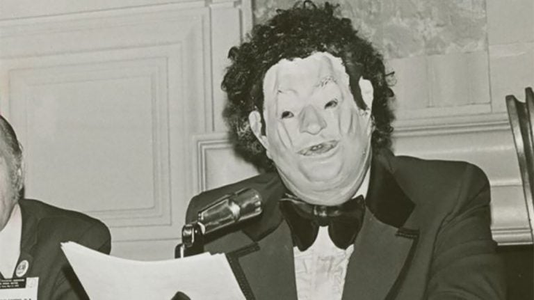 Dr. Anonymous at the American Psychiatric Association annual meeting in 1972. Photo by Kay Tobin