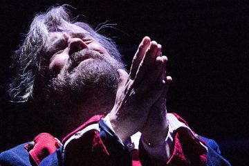  Mike Eldred as Jean Valjean in the Pennsylvania Shakespeare Festival production of 'Les Misérables.' (Photo courtesy of Lee A. Butz) 