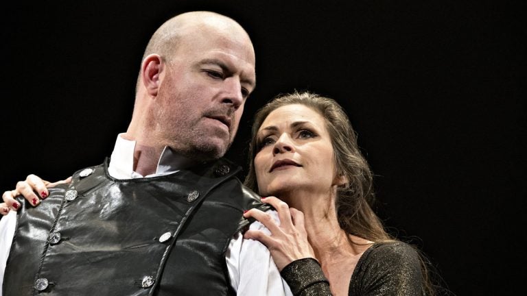  Ian Bedford as Macbeth and Susan Riley Stevens as Lady Macbeth in the Pennsylvania Shakespeare Festival production.(Photo courtesy of Lee A. Butz) 