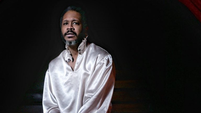  Steven A. Wright as Othello in the Curio Theatre Company production. (Photo courtesy of Kyle Cassidy)  