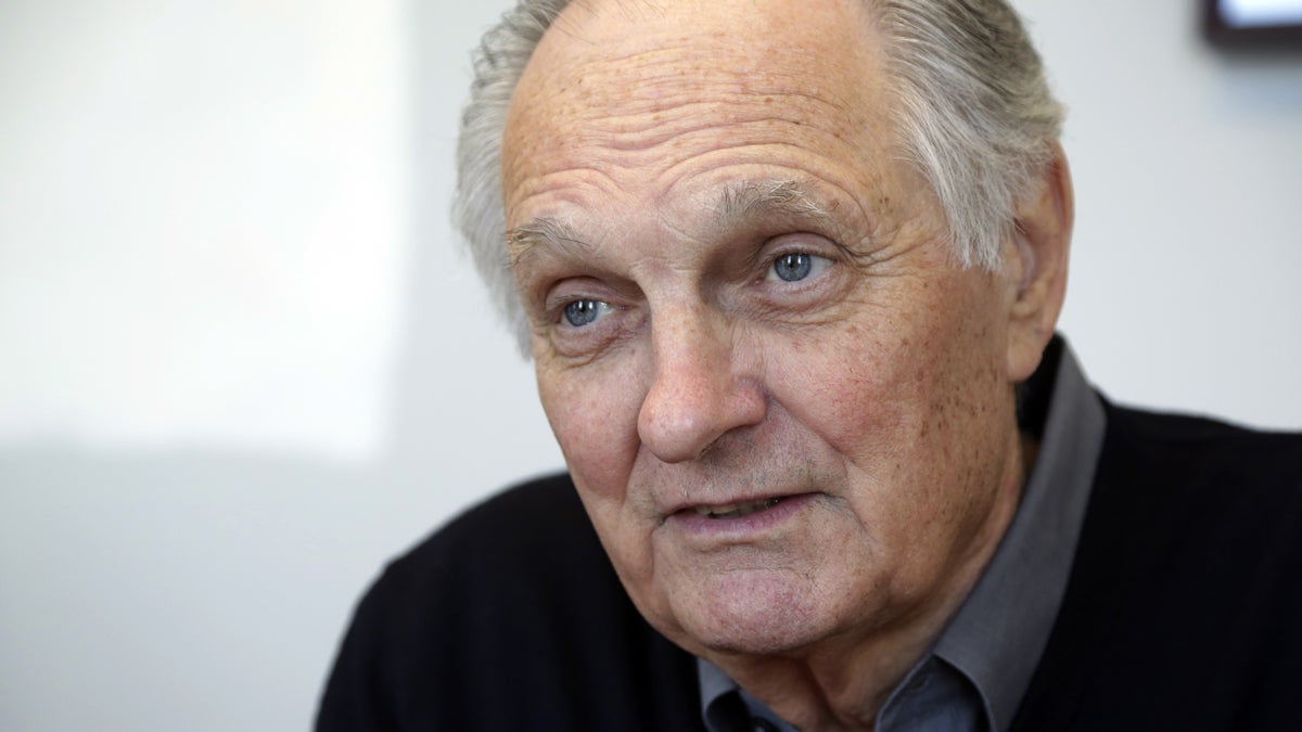  Film and television star Alan Alda is shown speaking during an interview at Stony Brook University, on New York's Long Island, in 2013. (AP Photo/Richard Drew, file) 