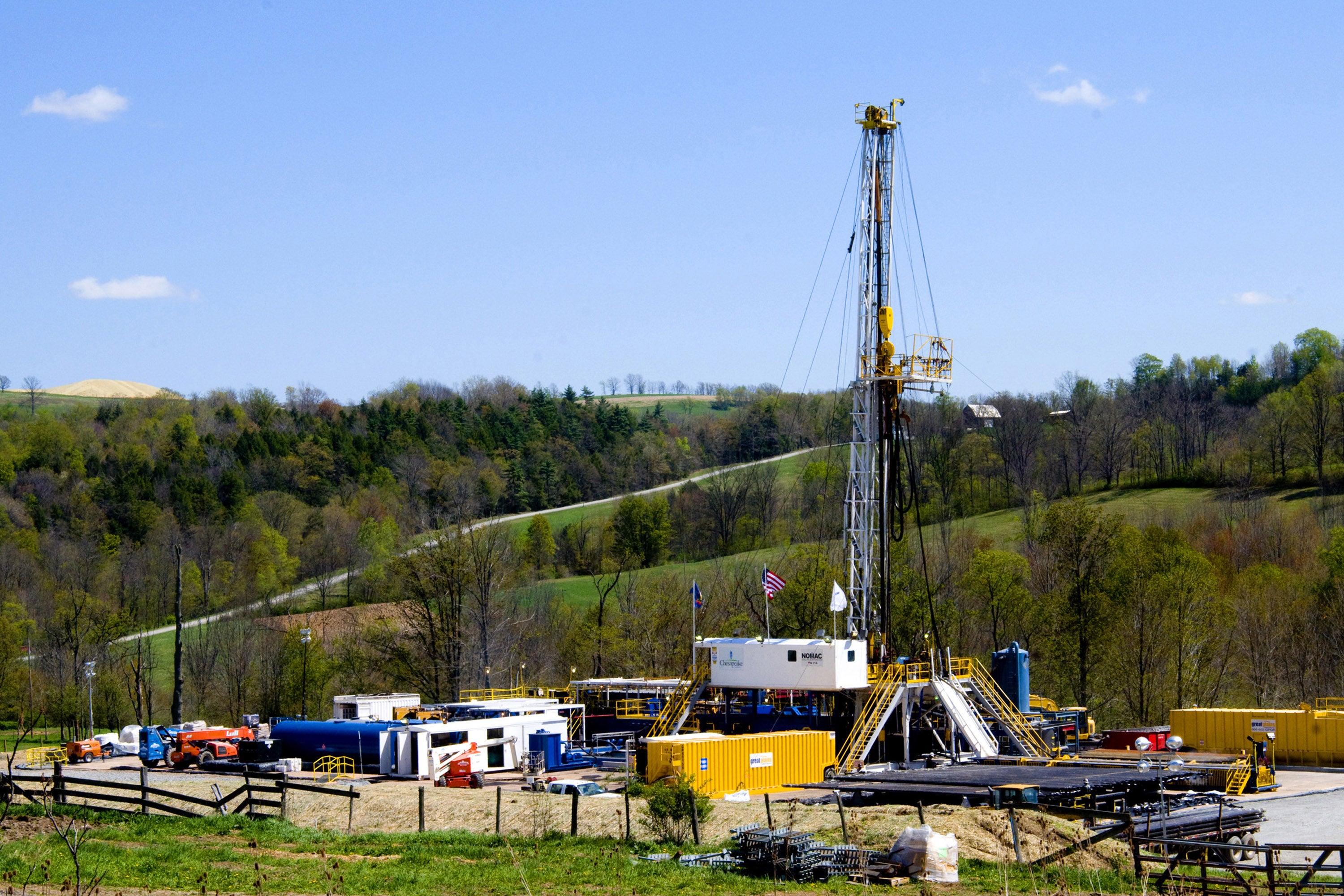  A Chesapeake Energy natural gas well site is seen near Burlington, Pa. in Bradford County Friday, April 23, 2010. (Ralph Wilson/AP Photo) 