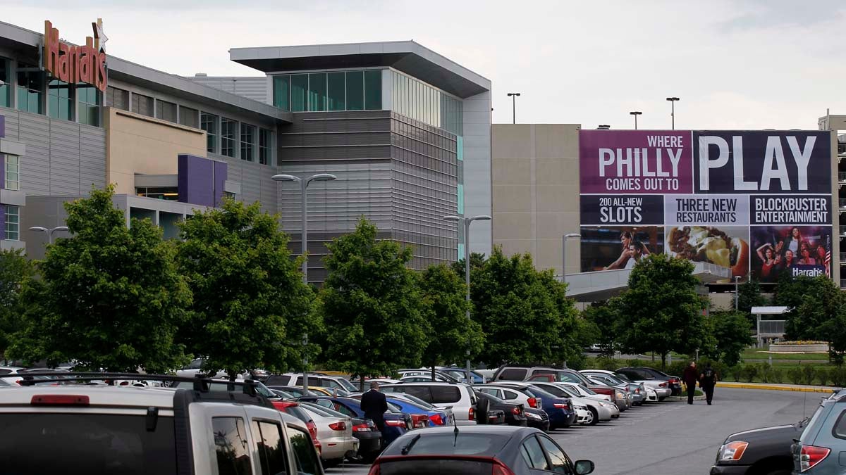  Ron Baumann, general manager at Harrah's Philadelphia Racetrack and Casino in Chester, says a second casino in Philadelphia would hurt business significantly at the establishment in the struggling city.(AP photo/Alex Brandon) 