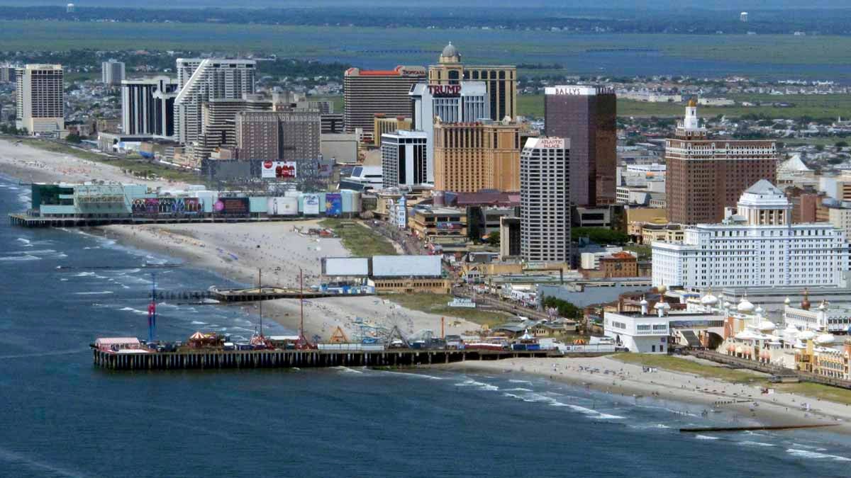  A panel charged with developing a strategy for reviving Atlantic City recommends appointment of an emergency manager. (AP file photo) 