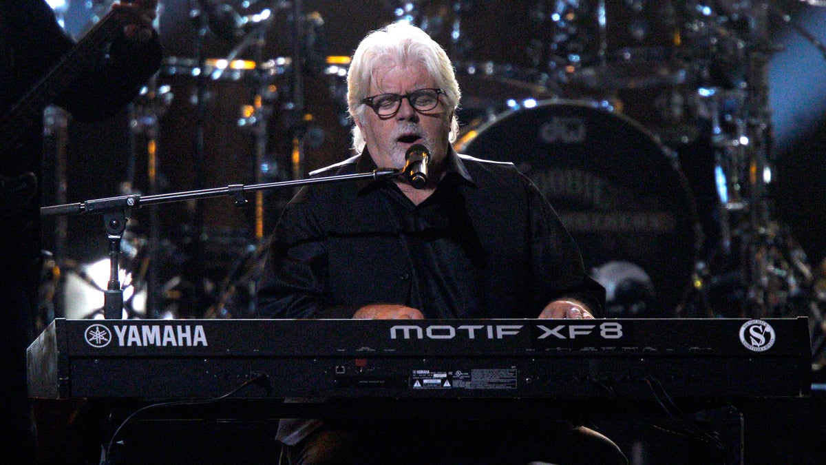 Michael McDonald performs at the 48th annual CMA Awards on Nov. 5