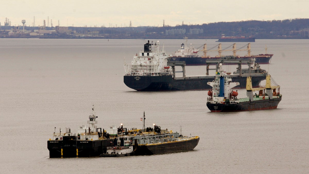 Ships and barges are idle in the middle of the Delaware River between Chester, Pa., and Wilmington, Del. (Chris Gardner/AP Photo) 