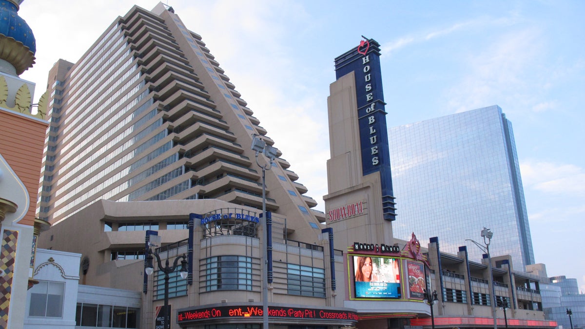  This July 20, 2013 photo shows a slanted hotel tower of the Showboat Casino Hotel in Atlantic City. (Wayne Parry/AP Photo, file) 