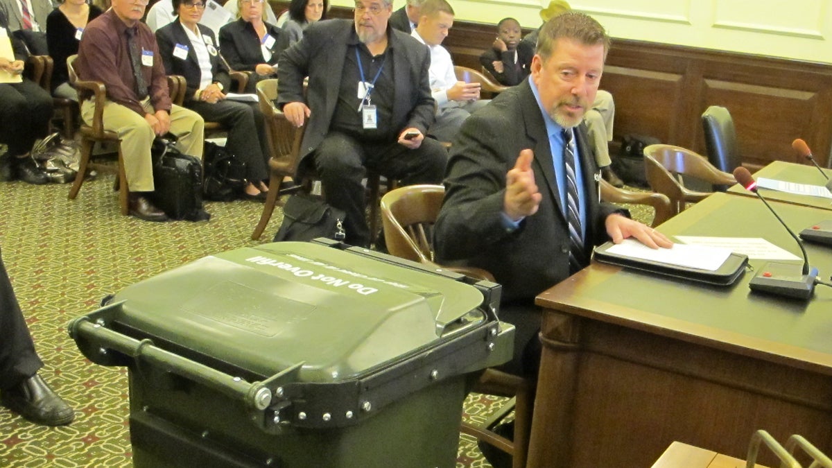  Supporters urge lawmakers to approve the bill that would require bear-resistant trash containers in communities near bear habitats (Phil Gregory/WHYY) 