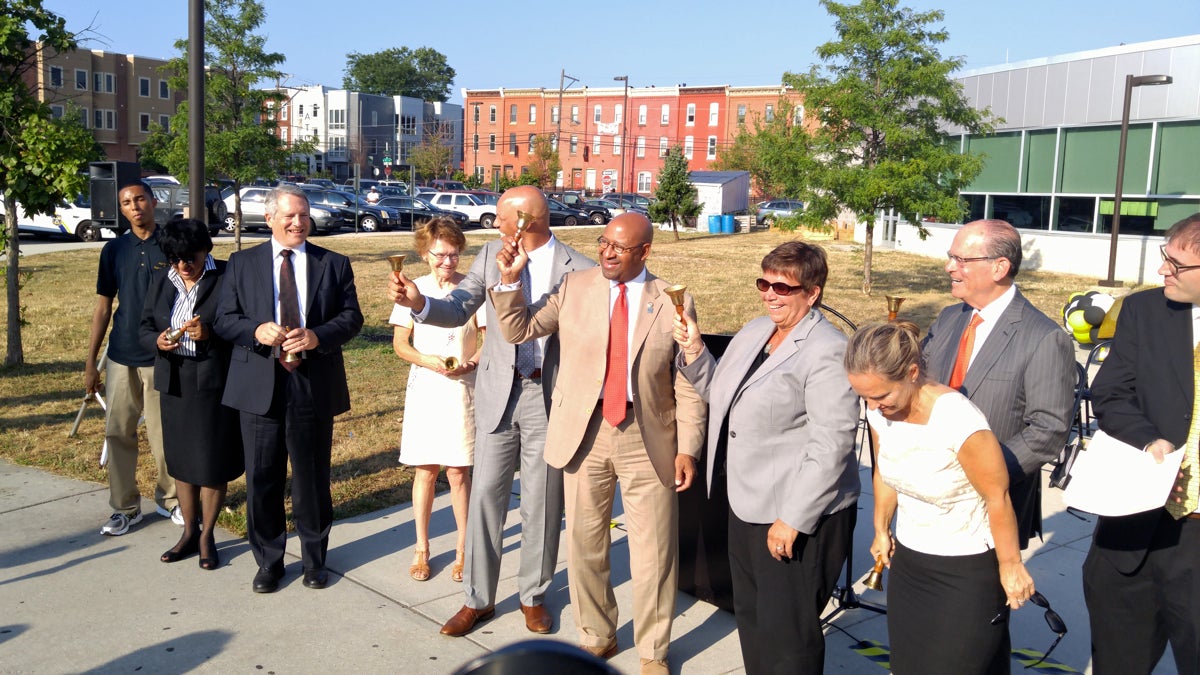  Philadelphia schools Superintendent William Hite and others, including Mayor Michael Nutter welcome students to their first day of classes at the George Washington Carver School. (Tom MacDonald/WHYY) 