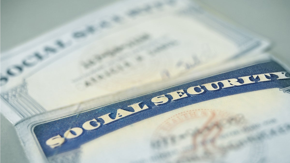 (<a href='http://www.bigstockphoto.com/image-28216202/stock-photo-social-security'>Big Stock</a>)