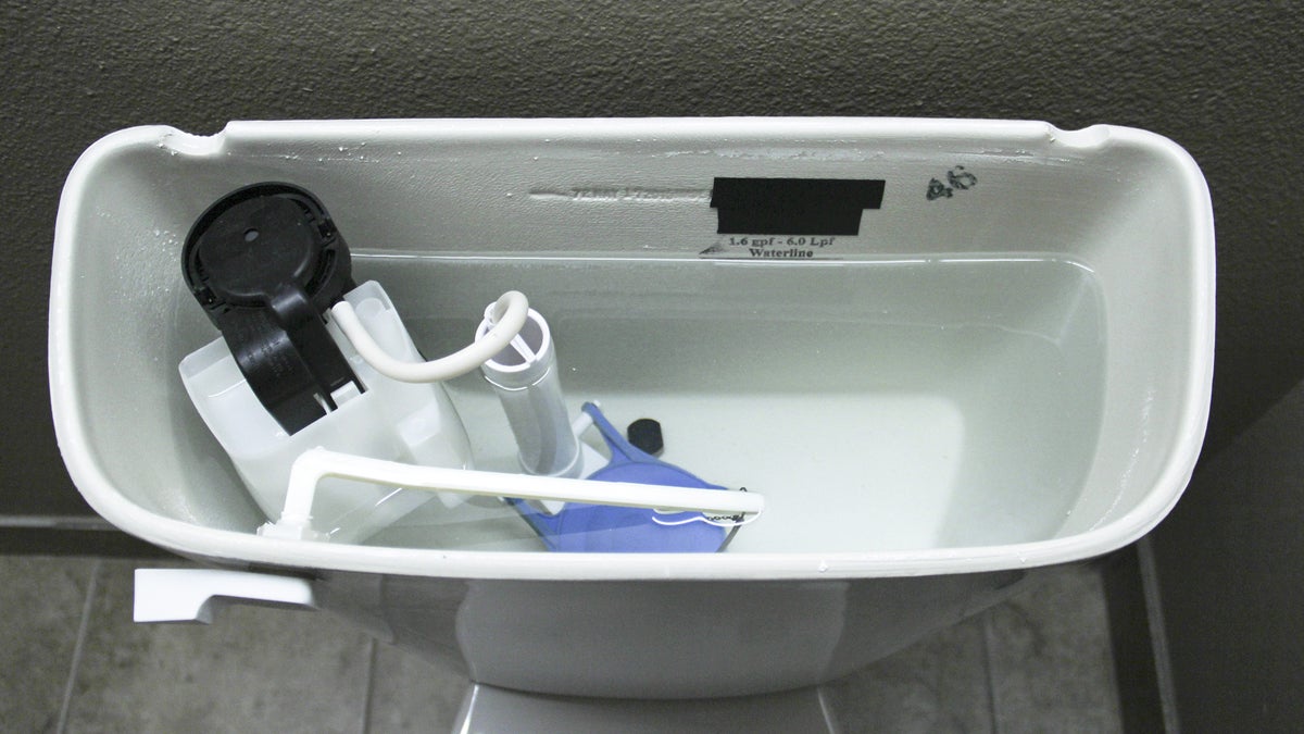 (<a href='http://www.bigstockphoto.com/image-120153326/stock-photo-internal-plumbing-of-a-modern-toilet'>Big Stock</a>)