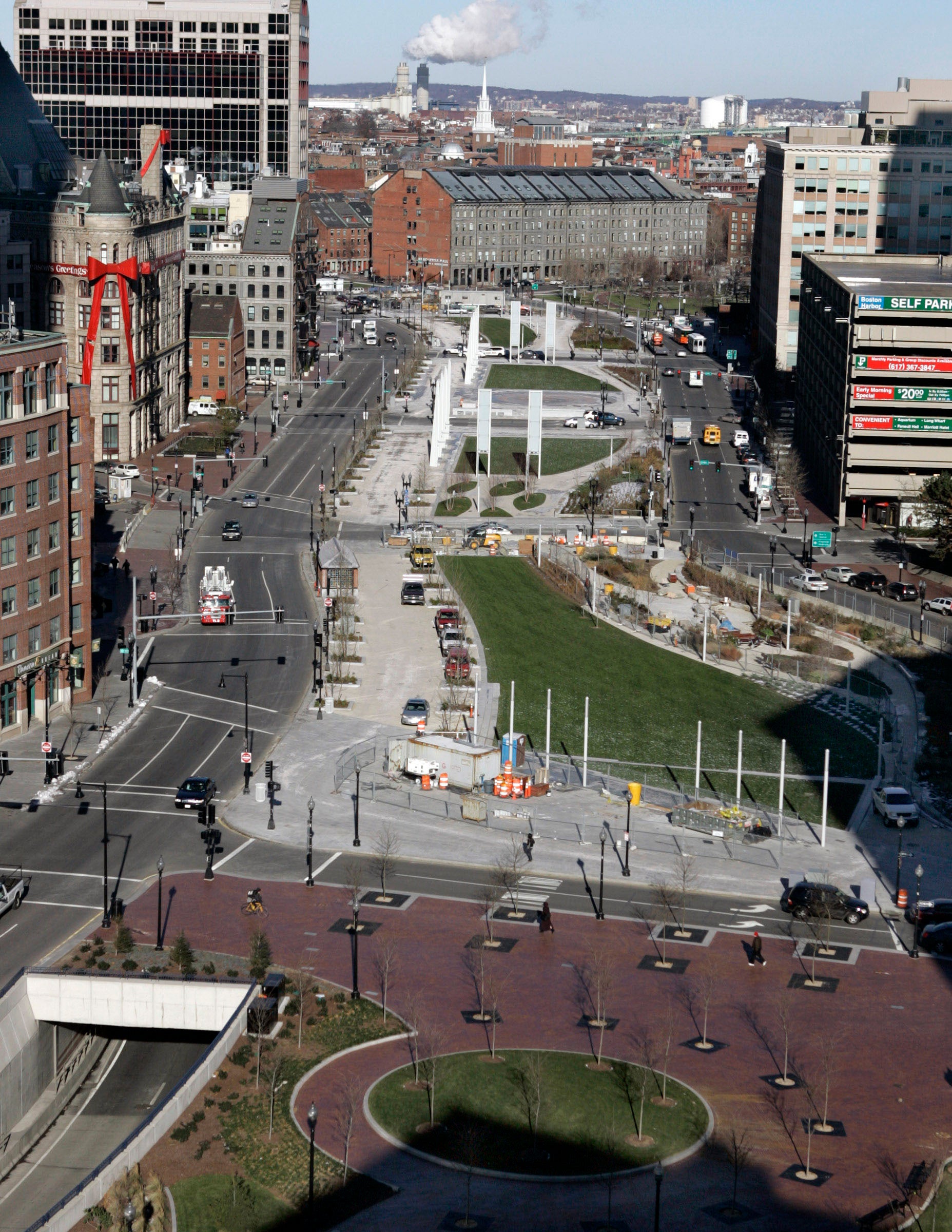  The Rose Fitzgerald Kennedy Greenway in Boston. It sits where the elevated Central Artery once snaked through downtown Boston.   (AP Photo/Elise Amendola) 