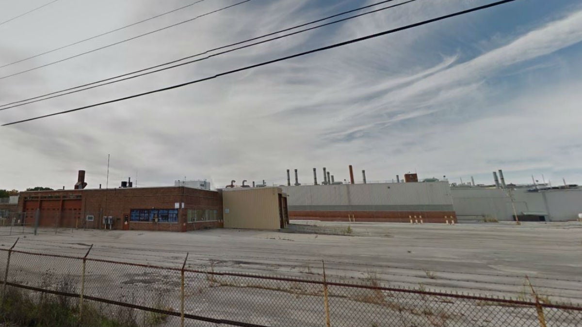 The former GM assembly plant on Boxwood Rd. is back up for sale. (photo via Google Maps)