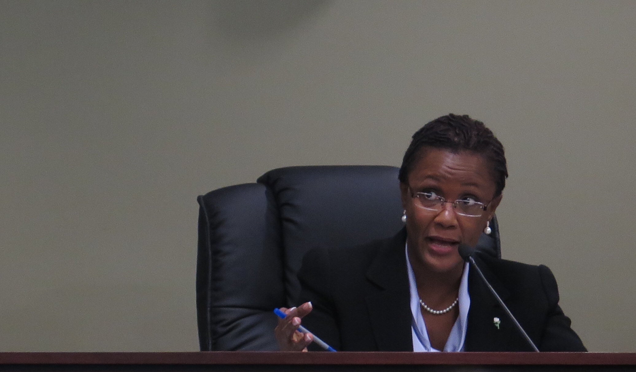 Mayor Kim Bracey asks questions during a budget hearing. (Emily Previti/WITF)