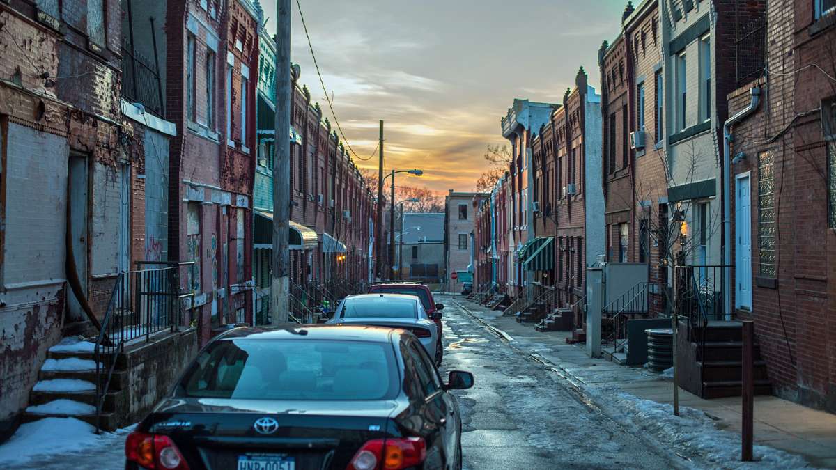  The sun sets over Flora Street in Brewerytown (Ifanyi Bell/for WHYY) 