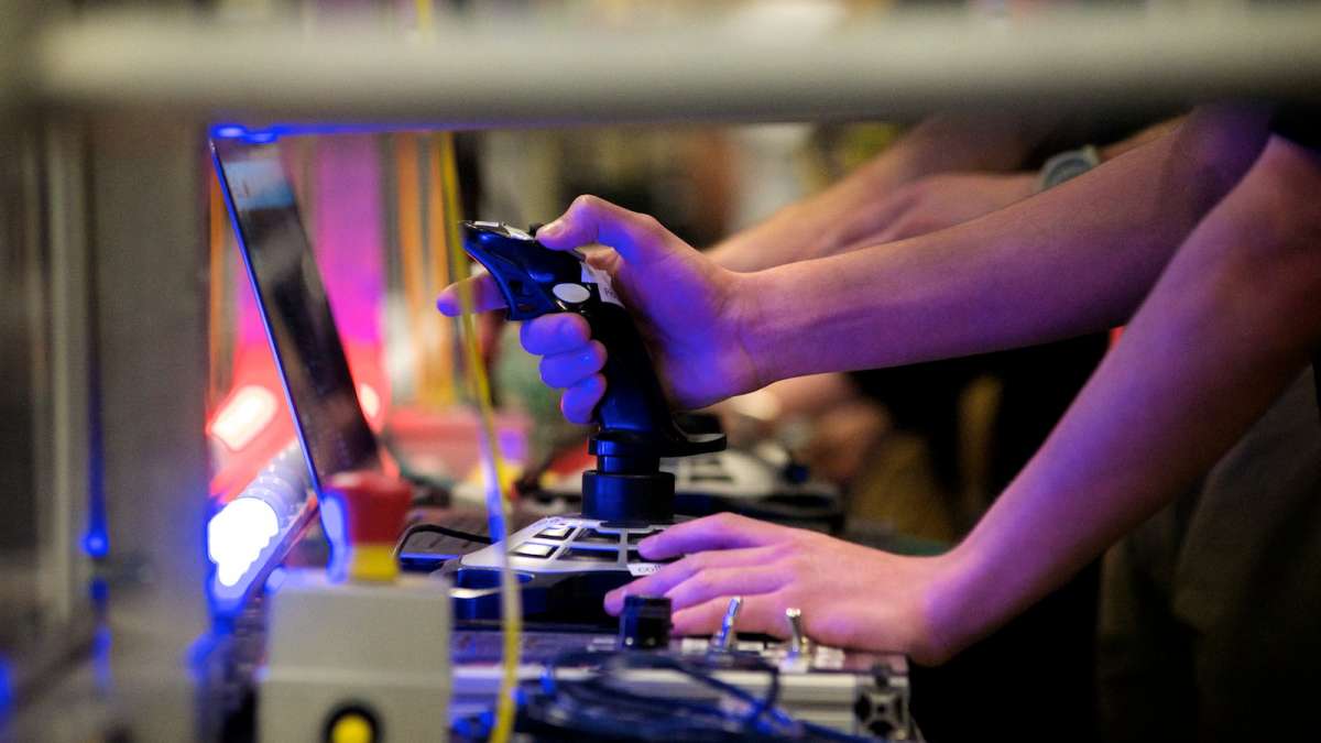  Read more about the FIRST robotics competition that took place at Springside Chestnut Hill Academy last weekend. (Bas Slabbers/for NewsWorks) 