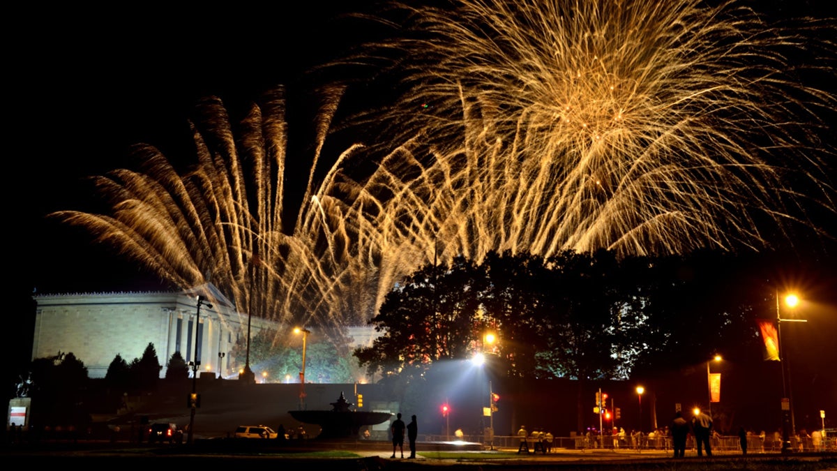 As closing part of the celebrations fireworks lit the sky above the Philadelphia Museum of Art. (Bas Slabbers/for NewsWorks)