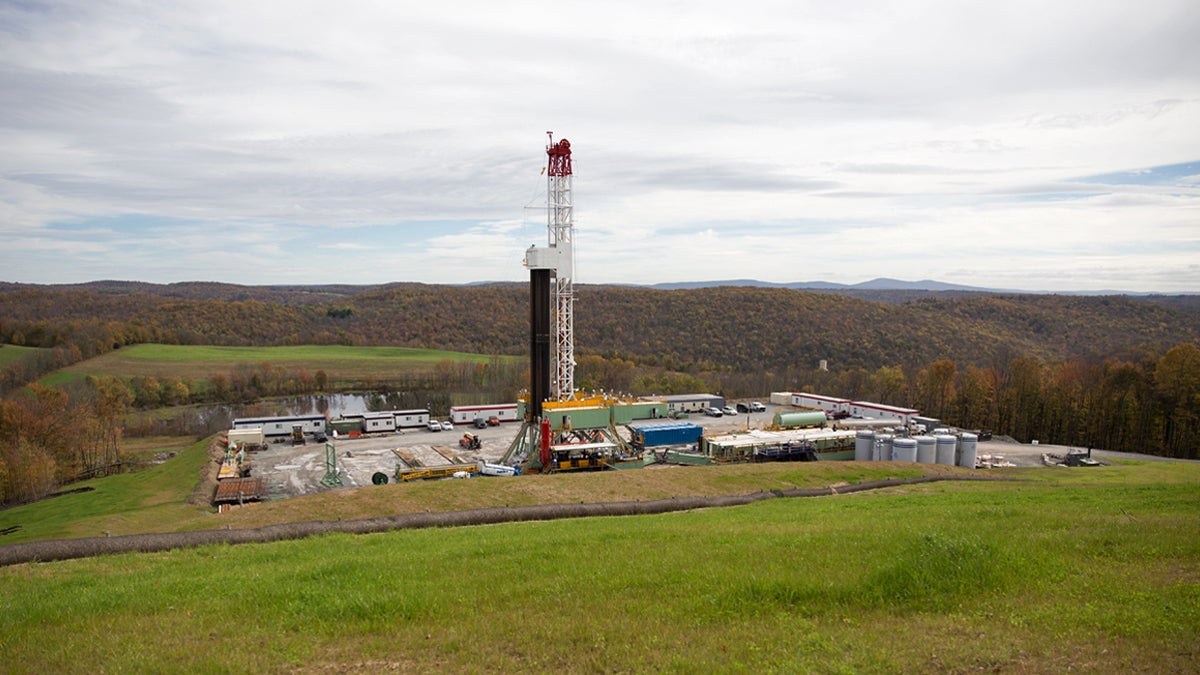  Cabot Oil & Gas Corporation has six drill rigs running in Susquehanna County, Pennsylvania.  This rig is the most recent as of October 2013 in Kingsley, Pa.(Lindsay Lazarski/WHYY) 