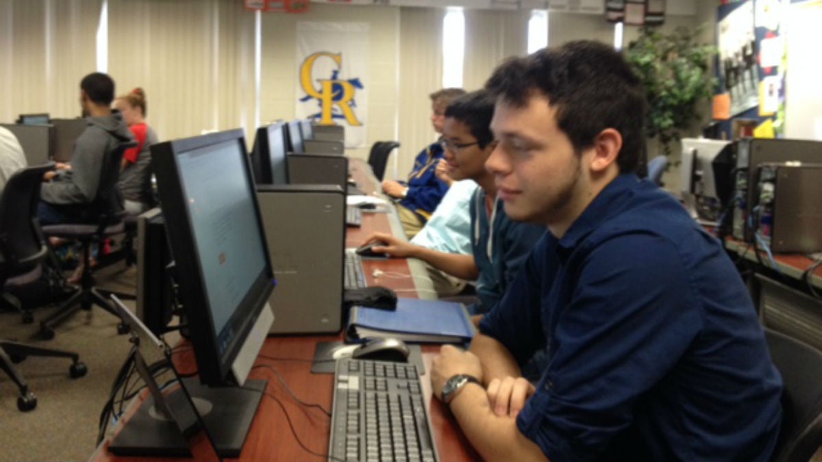  Caesar Rodney senior Ryann Perez takes his AP Computer Science course online. (Avi Wolfman-Arent, NewsWorks) 