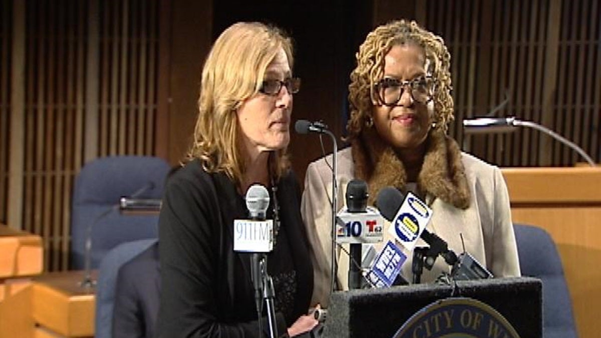 DHSS Sec. Rita Landgraf and Wilmington Council President Hanifa Shabazz release CDC Community Advisory Council Report.