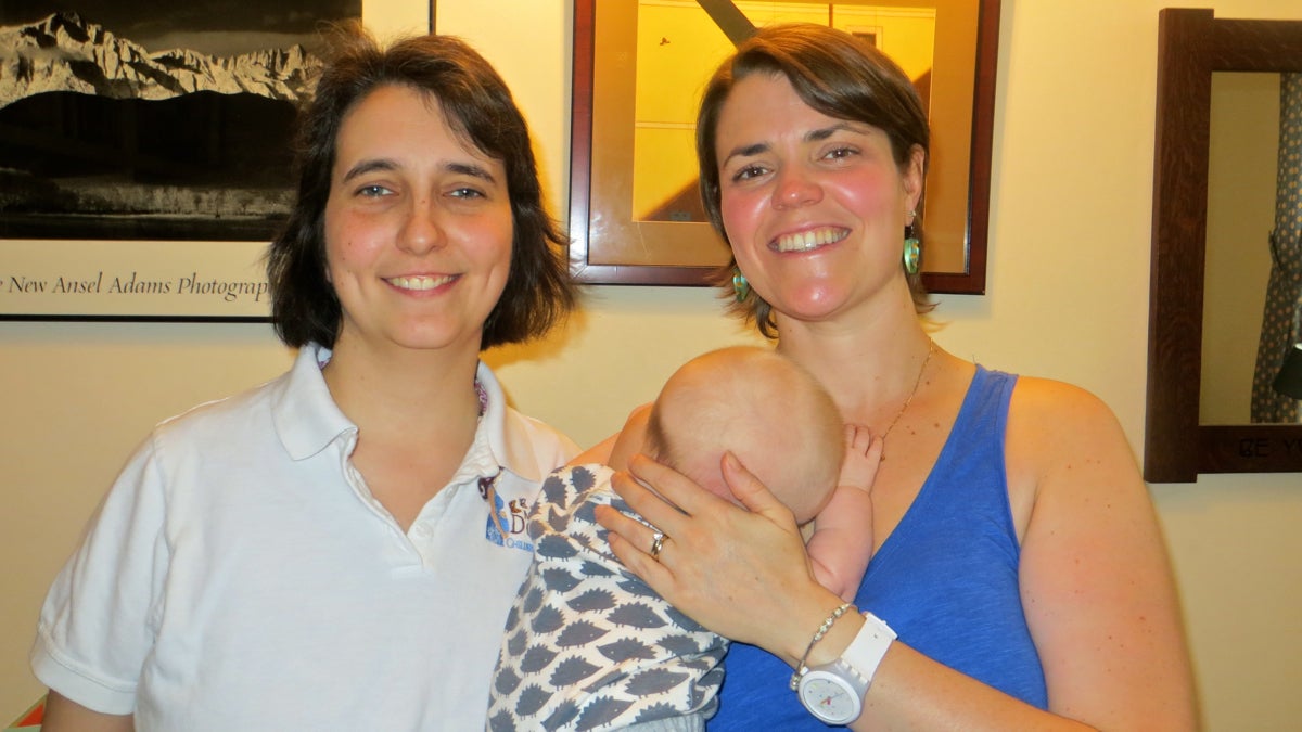  DawnStar Sarahs-Borchelt from Main Line Doulas (left) helped West Chester, Pa., mom Colleen Frens (right) give birth to her son. (Taunya English/WHYY) 