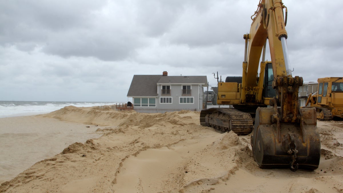  New Jersey lawmakers are wondering why the state was awarded just $15 million -- while New York received more than $200 million -- for flood-protection efforts such as these dunes along Normandy Beach. (Emma Lee/for NewsWorks) 