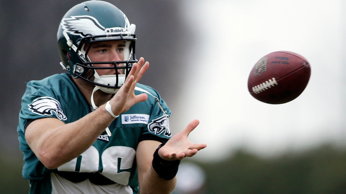 Philadelphia Eagles tight end Zach Ertz catches a pass during practice at the NFL football team's training facility, Thursday, Dec. 5, 2013, in Philadelphia. (AP Photo/Matt Rourke)