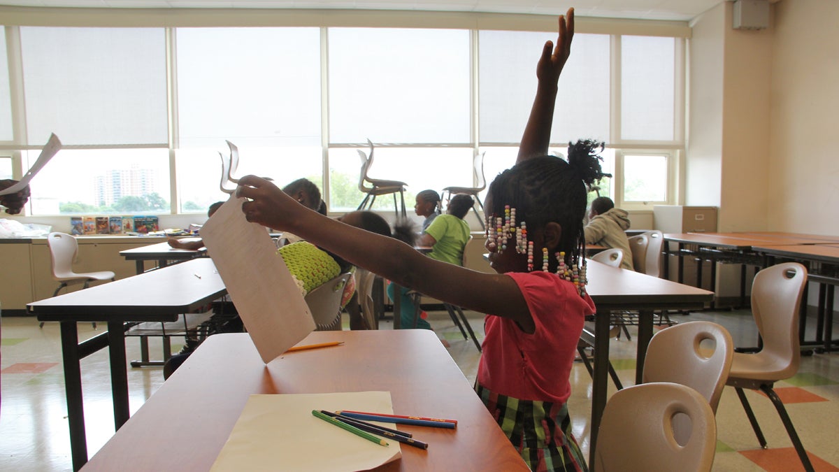 Fourth graders in a summer reading program at West Philadelphia High School. (Emma Lee/WHYY)