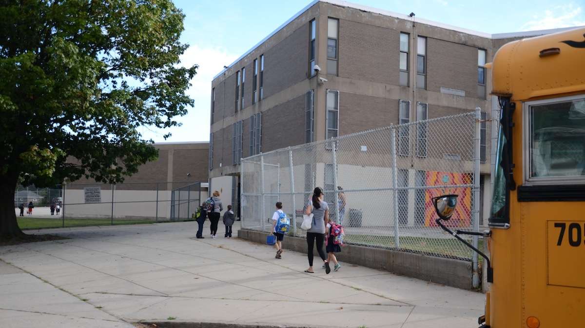 Students arriving at Cook-Wissahickon in Roxborough. (NewsWorks