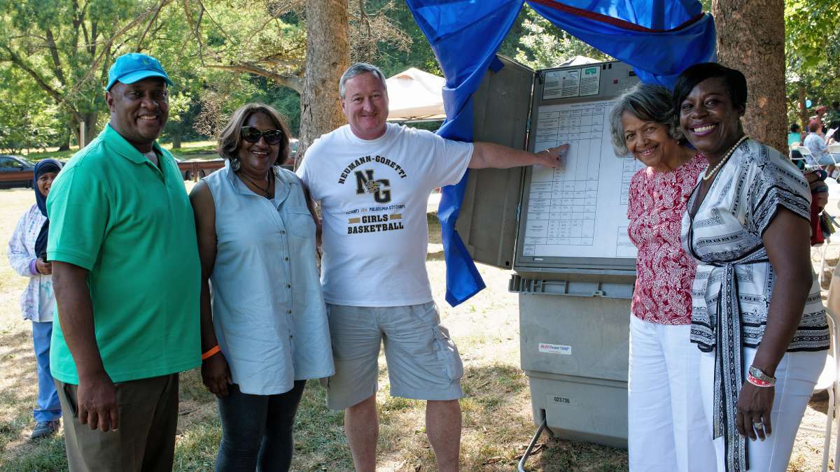  Jim Kenney sported casual wear at Monday's Labor Day picnic in Northwest Philadelphia. (Bas Slabbers/for NewsWorks) 
