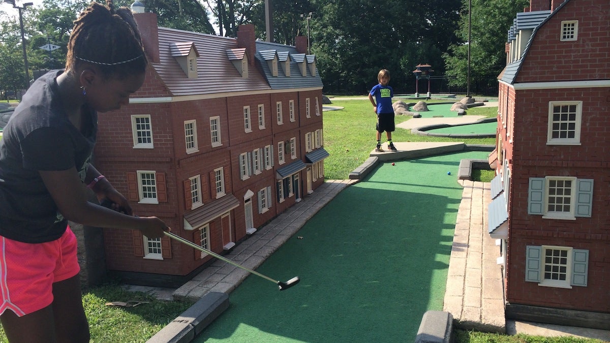  Head to Franklin Square to play a round of Philly-themed mini golf. (Jen Bradley/for NewsWorks) 