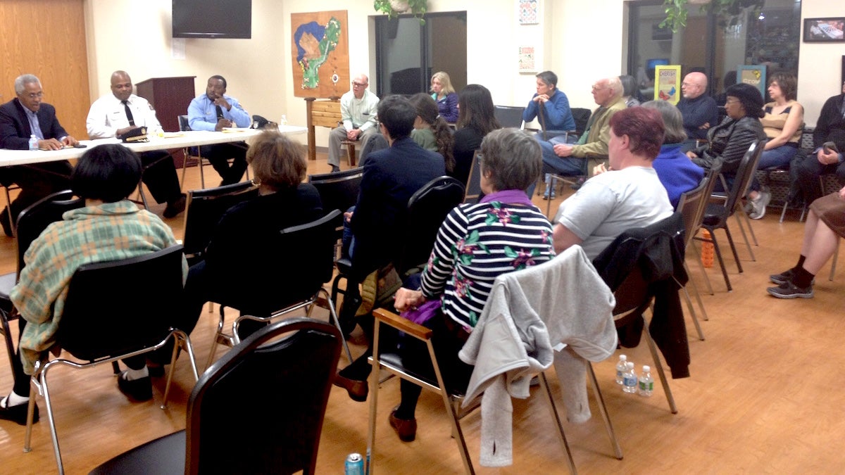 Residents gathered on Tuesday night to discuss the pit bulls. (John Corrigan/for NewsWorks)