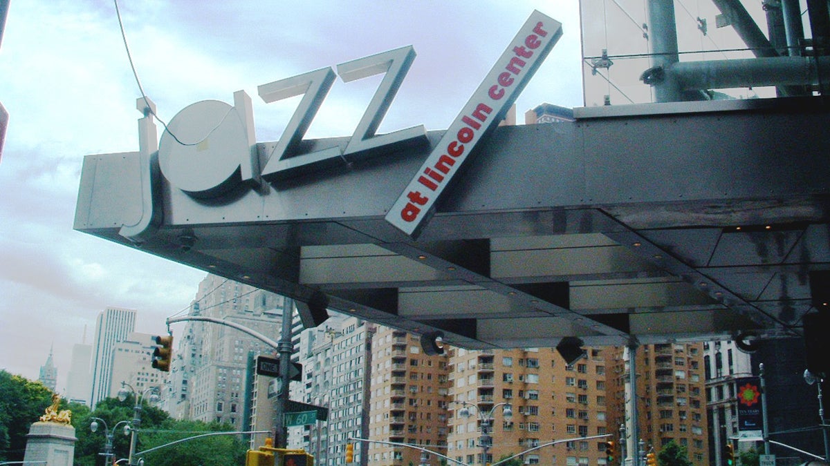  Sign outside of Jazz at Lincoln Center (<a href='https://en.wikipedia.org/wiki/Jazz_at_Lincoln_Center'>Wikipedia</a>) 