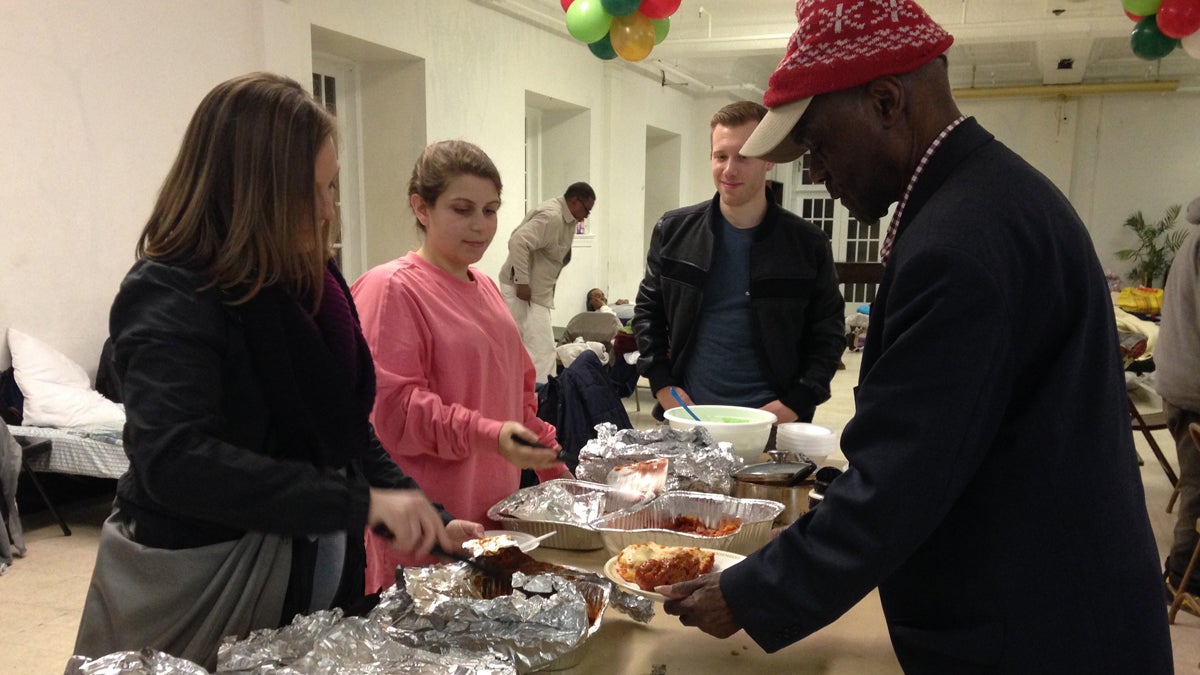  University students volunteer at the Student-Run Emergency Housing Unit of Philadelphia from November through April. (Katie Hiler/WHYY) 