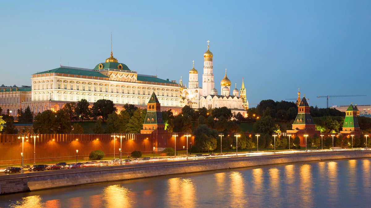 The Grand Kremlin Palace and the Kremlin embankment are shown in September in Moscow. (sikaraha/<a href='http://www.bigstockphoto.com/image-151890899/stock-photo-moscow%2C-russia-september-06%2C-2016%3A-the-grand-kremlin-palace-and-the-kremlin-embankment-in-the-september-twilight-moscow%2C-russia'>Big Stock Photo</a>)
