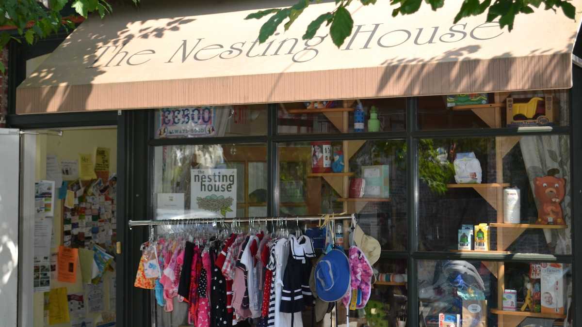  The Nesting House on Carpenter Lane is one spot parenting blogger Jen Bradley recommends families check out on Small Business Saturday. (Michael Buozis/for NewsWorks, file) 