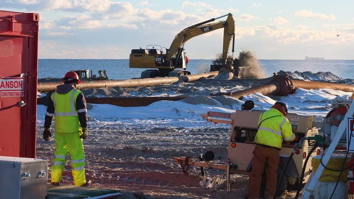  Crews working on the Long Branch beach restoration project on January 26, 2014. (Photo: Richard Huff via Jersey Shore Hurricane News) 