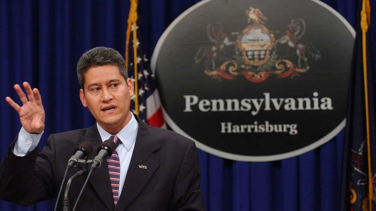  Pennsylvania Secretary of State Pedro A. Cortés says offering online voter registration will cut costs and reduce errors in the voter rolls. (AP file photo) 