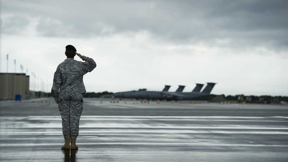  (AP Photo/Cliff Owen) 