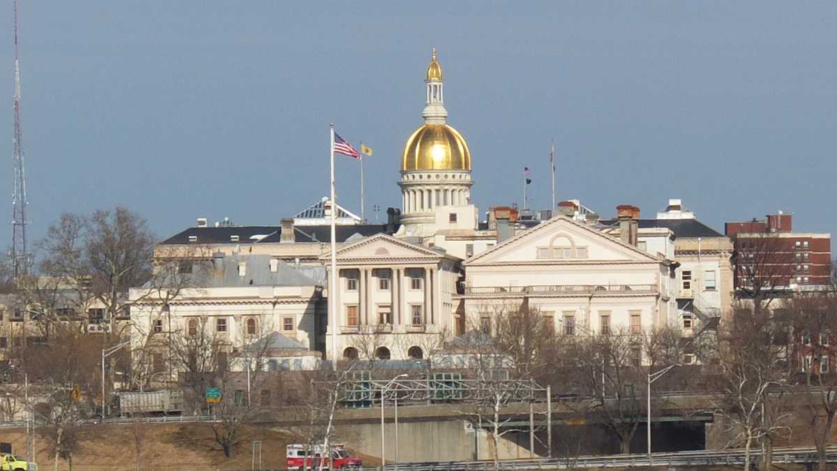  Trenton State Capitol building. (Alan Tu/WHYY) 